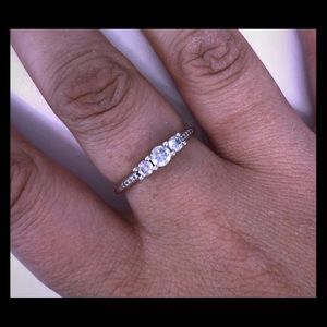 Pandora ring size 8.5/9